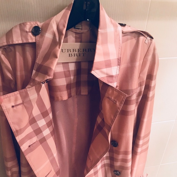 Burberry Brit Pink Trench Coat - Picture 4 of 8